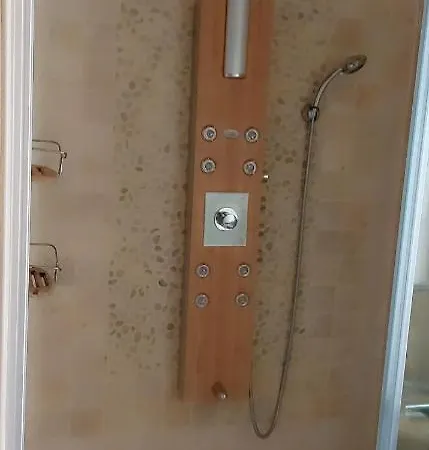 La Grange, Le Domaine De Brugal Guest house